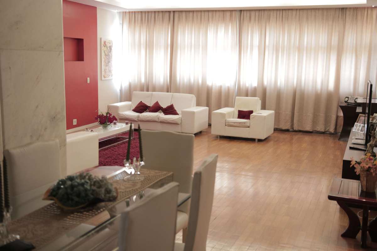 Apartamento à venda com 3 quartos, 182m² - ,