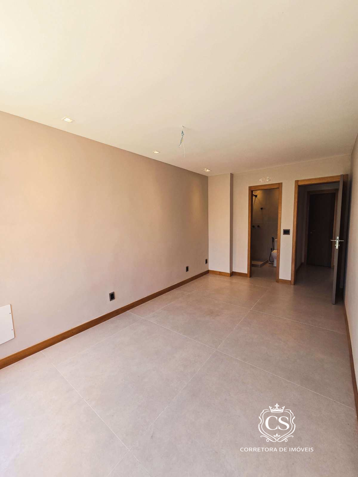  - Casa Contemporânea Duplex 4 Suítes | 420m² | Piscina & Gourmet | Barra da Tijuca